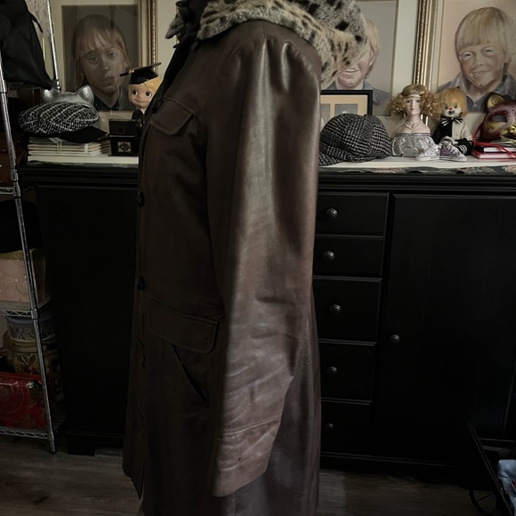 Meet your Posher, Kayla - Picture 3 of 5